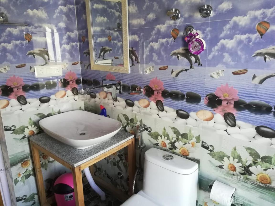 Sernang Homestay Hundar 외부 사진