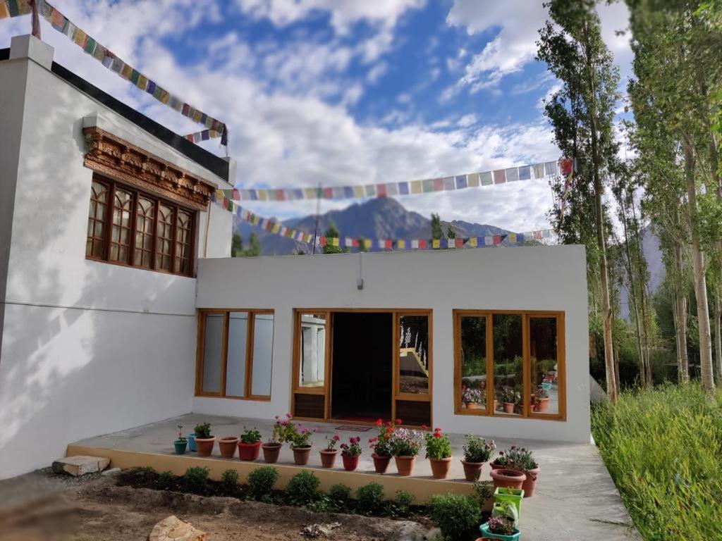 Sernang Homestay Hundar 외부 사진